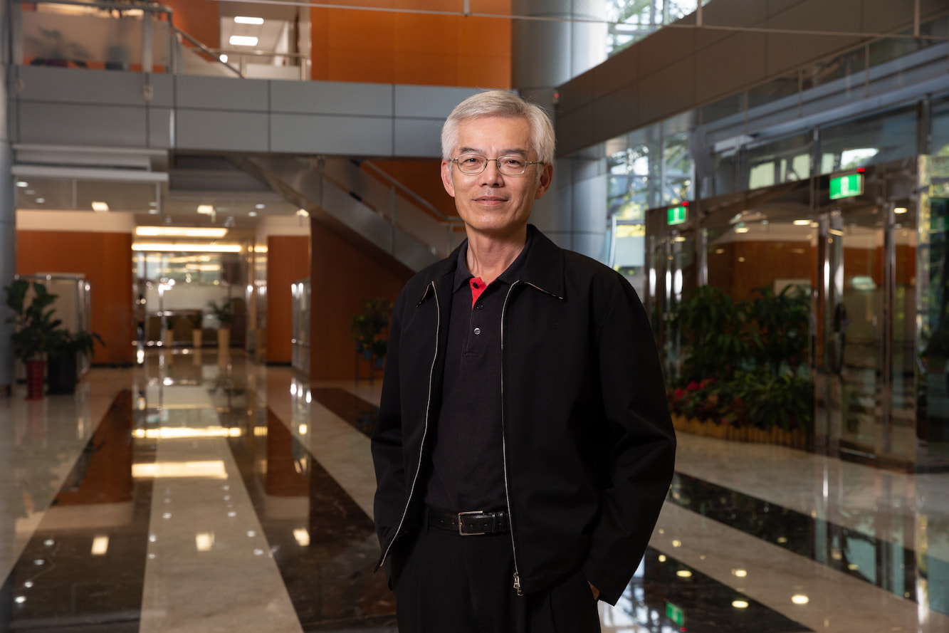 網通晶片大廠瑞昱積極應對ESG挑戰，由資訊技術處處長詹德全領軍推動節能散熱解決方案，以實際行動展現公司對永續發展的承諾。