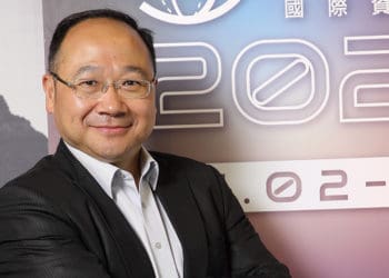 1200 ibm雲端運算暨認知事業部資深業務協理吳正本