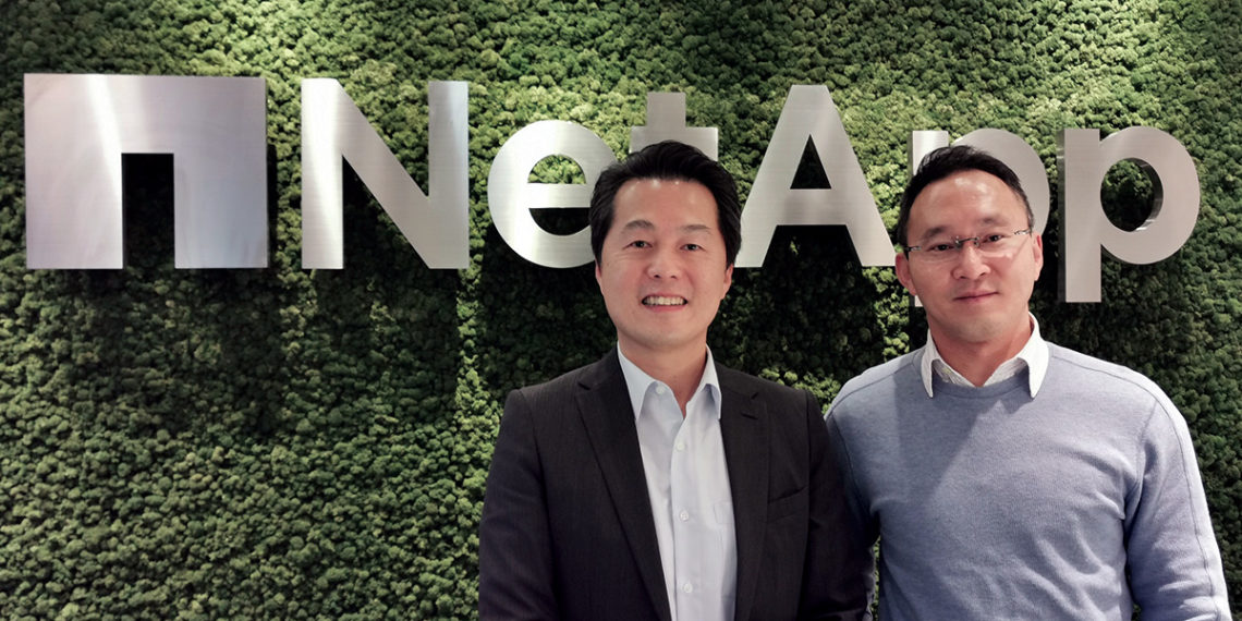NetApp台灣區總經理林松源(圖左)與硬體工程經理謝順欽(圖右)