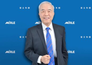 1200 總裁獨照 有背景(高解析)