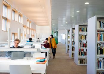 HPE獲邀參與台積電和成功大學共同規劃的雲端暨AI跨域學程，為南部資訊產業儲備科技新血