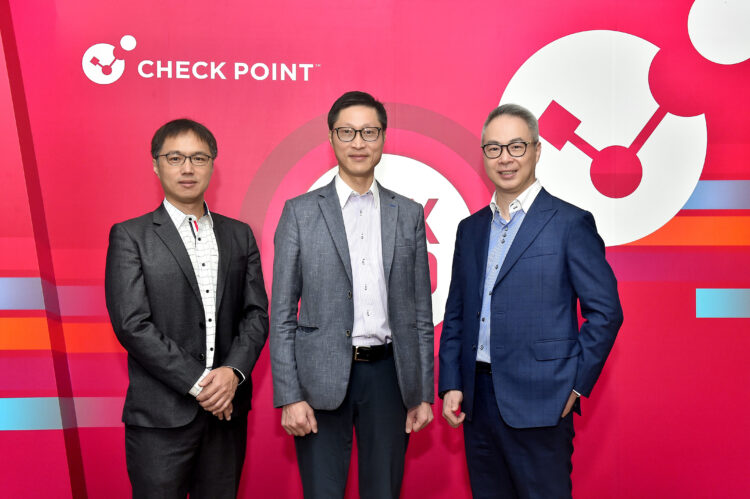 Check Point 主管合影