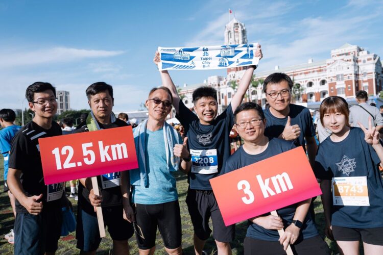 精誠致力推廣運動企業文化，為員工營造一個能充分發揮潛力、兼顧家庭與工作的環境。