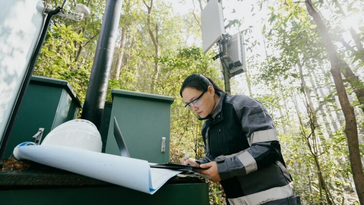 HPE與 Ericsson設立聯合驗證實驗室,為電信業者提供雙模 5G 核心解決方案。