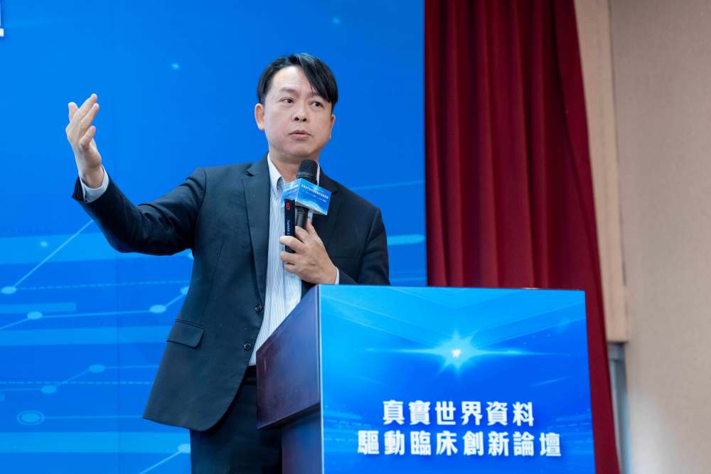 台灣生醫大數據科技公司總經理吳漢章表示,透過公私部門協力的模式,讓醫療、生技與健康照護產業能在合規環境下發展創新服務。