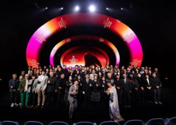 華碩與旗下知名電競品牌 ROG 玩家共和國宣布，今年共有 8 項產品榮獲金點設計獎標章肯定。