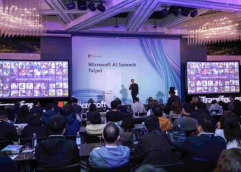 Microsoft AI Summit Taipei 於今（10）日盛大登場，由微軟國內外重磅講者攜手金融、醫療等產業生態系夥伴進行分享，聚焦企業與 AI Agent「人機協作」新模式。