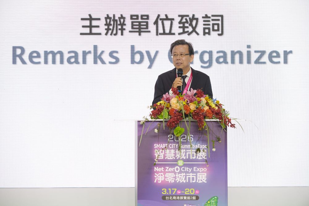 華碩共同執行長暨台灣智慧城市產業聯盟會長胡書賓表示,台灣智慧城市產業聯盟攜手華碩集團、鴻海集團,以及30多家的產業夥伴,以城市主權AI為核心,打造AI city主題館。