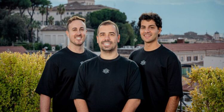 Exein 創辦團隊。（由左至右）財務長 Gerardo Gagliardo、執行長 Gianni Cuozzo、技術長 Giovanni Alberto Falcione。