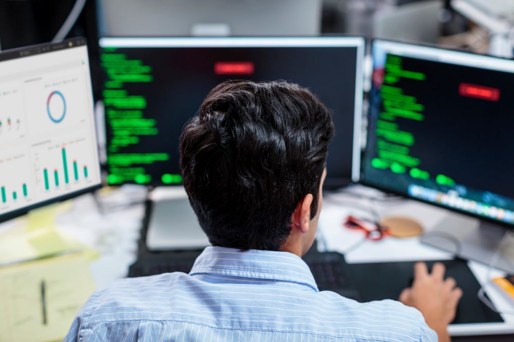 HPE Threat Labs 《In the Wild》報告指出網路攻擊已趨向規模化與企業化運作。