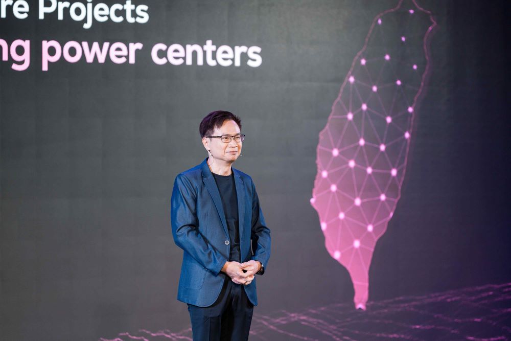 外貿協會董事長黃志芳於COMPUTEX 2026開幕典禮致詞,強調AI創新與智慧科技發展願景。