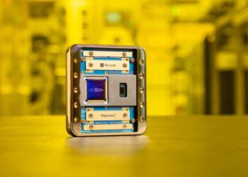 微軟發表最新拓樸量子晶片 Majorana 2，採用新一代材料堆疊設計，並將量子位元的可靠性提升至前一代的 1000 倍。