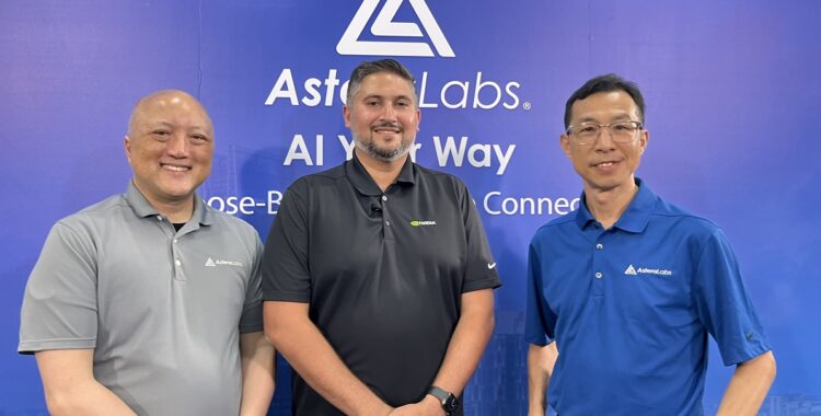 Astera Labs 推出全新 320通道 Scorpio X 系列智慧交換晶片，領跑開放式AI Scale-Up網路領域