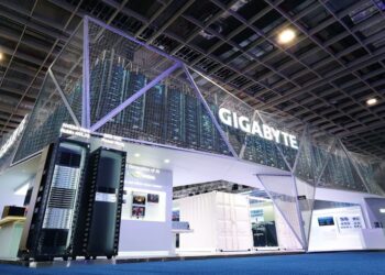 技嘉於 COMPUTEX 2026 展示從機櫃級運算到真實場域部署的全方位 AI 基礎建設，全面實踐「Future Landing」