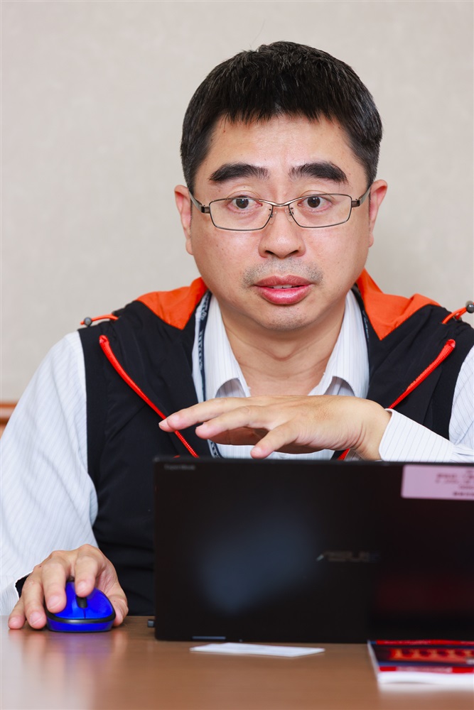 長庚醫療財團法人資訊事業部經理許明源