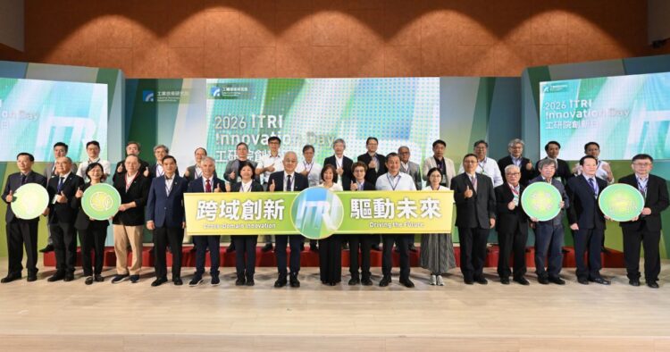 從 AI 到智慧機器人 工研院 25 項技術串聯場域驗證與產業應用