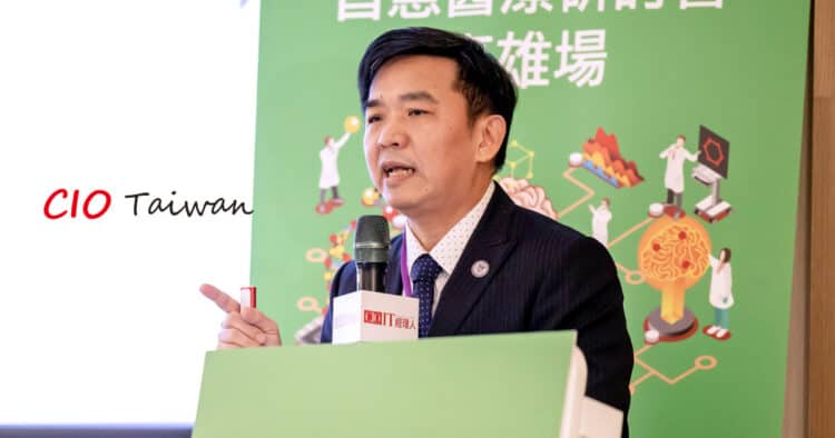 6高雄市立小港醫院院長郭昭宏