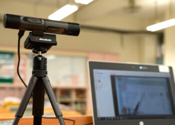 全台年度十大精品圓剛雙鏡頭攝影機獲台灣精品金質獎