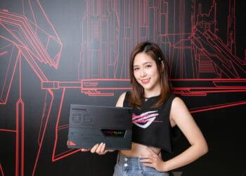Rog flow z13開賣1個月內銷量狂飆，通路凡補貨即被搶購，成為詢問度最高的電競筆電！