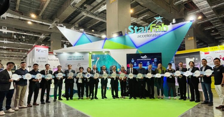 Starfab 以六大智慧星系打造ai主題館。