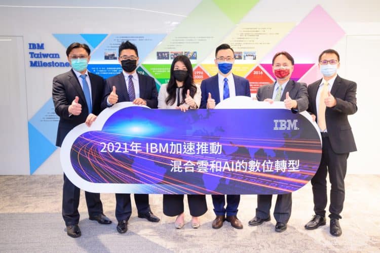 【新聞圖說】台灣ibm總經理高璐華表示：「展望2021年，我們將攜手策略夥伴生態圈，加速推動混合雲和ai的數位轉型，並提供全方位流程再造。」