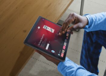 【新聞照片1】新一代tab m10（第3代）平板上市，主打家用視聽娛樂，nt6,000元有找！