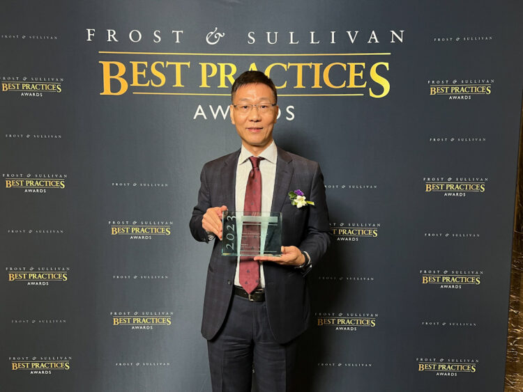 【新聞稿】中華資安國際再獲frost & Sullivan 2023台灣年度最佳資安服務公司大獎 照片 Edited