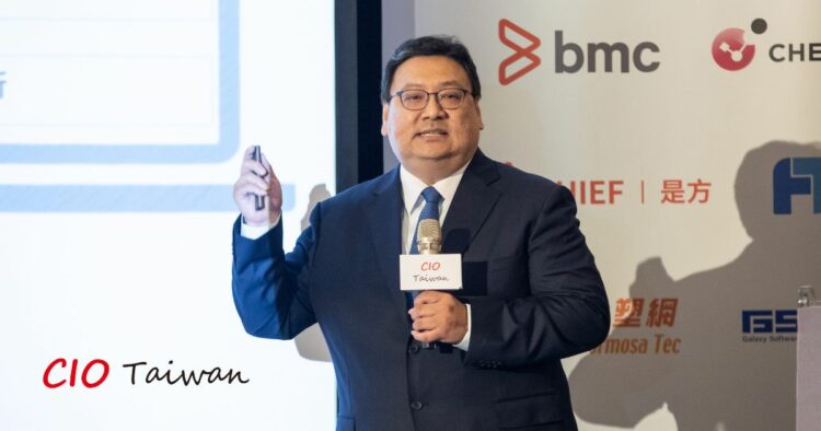 ◤ 台塑網科技電子商務處副處長黃振益。