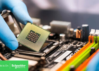 圖1：施耐德電機出席semicon taiwan 2023半導體永續力國際論壇，分享如何利用數位化及電氣化策略，協助台灣半導體產業邁向永續未來