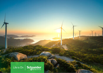 圖1：施耐德電機參加2023台灣國際智慧能源週，分享從策略到行動方案的全方位支援，為台灣企業量身打造減碳路徑圖，落實綠色能源管理、佈局永續未來