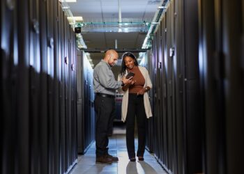 施耐德電機推出Data Center & Edge Global Energy Forecast以幫助資料中心業者估算能源消耗