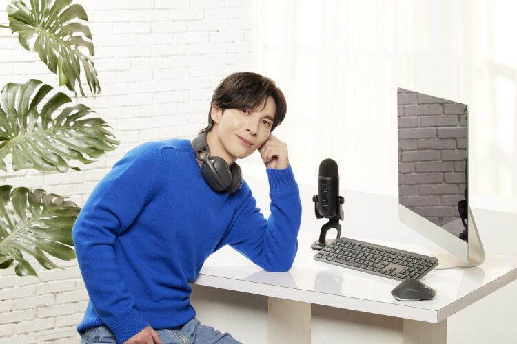 品牌好友陳勢安愛用MX Keys 無線智能鍵盤，MX Anywhere 3 無線行動滑鼠等商務鍵鼠全配，提升新的一年生活專業質感，配上新歌《連輸入法都記得你》超級應景。