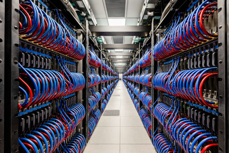 圖說：hpe與英特爾和阿貢國家實驗室合作建造的aurora是全球第二快的超級電腦。