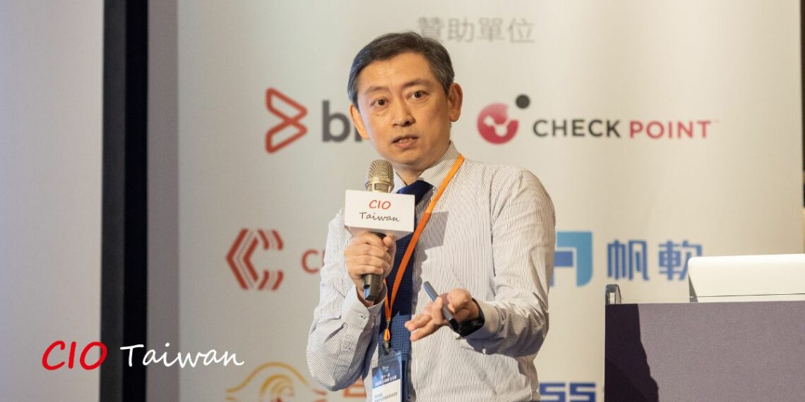 ◤ 精誠資訊數據中台發展處資深協理于正之。