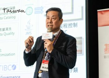 精誠資訊資深處長張文獻。