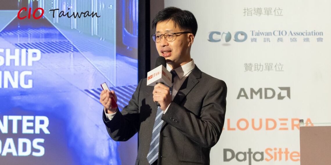 ▲ AMD資料中心暨嵌入式解決方案事業群台灣區資深業務協理黃偉喬。