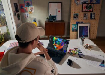 設計、理工科系首選—asus vivobook pro 15 oled (k6500)，釋放創意能量。