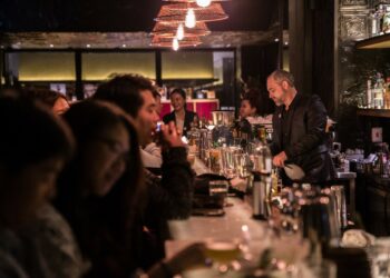 飲酒文化在全球社交圈內一直被視為上流社會不可或缺的行為~1